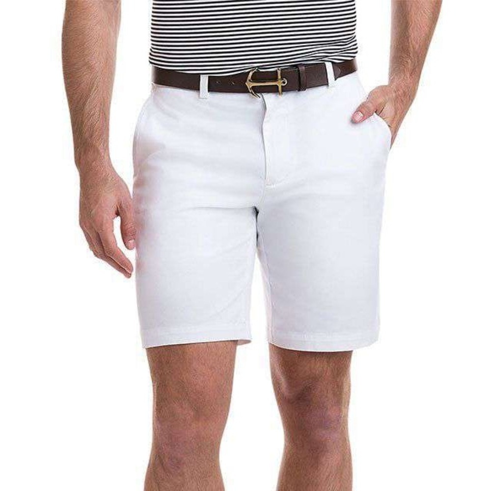 Vineyard Vines Men's White breaker shorts- size 30